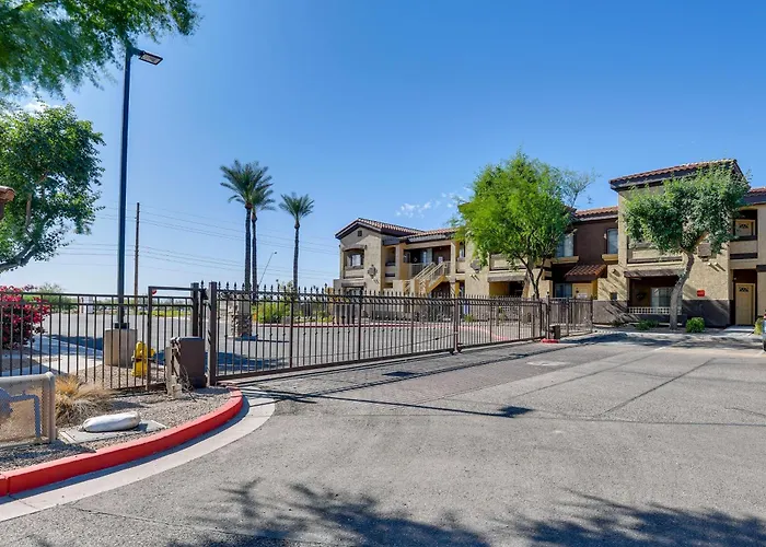 Mesa Condo With Private Patio And Grill Pool Access!